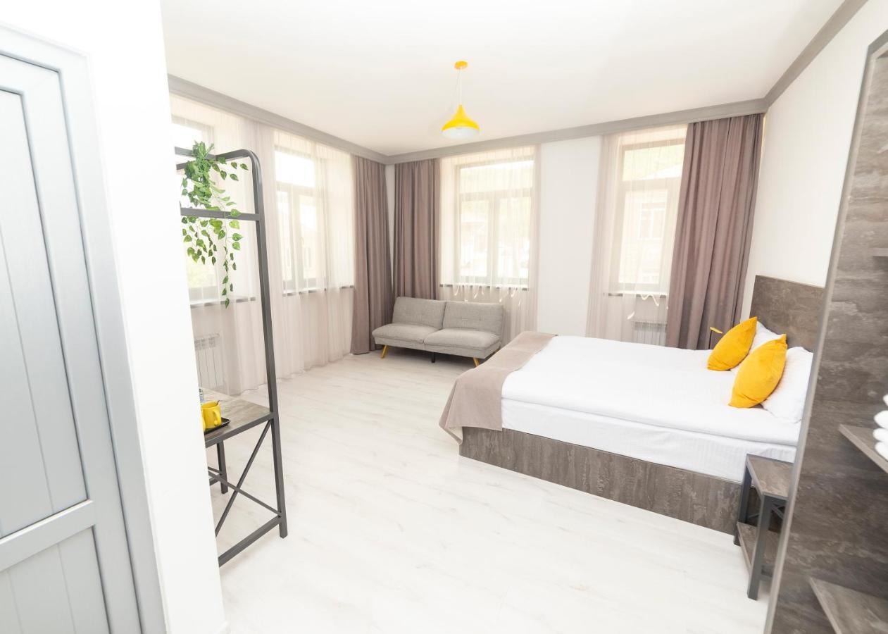 Hotel Popock Goris Extérieur photo