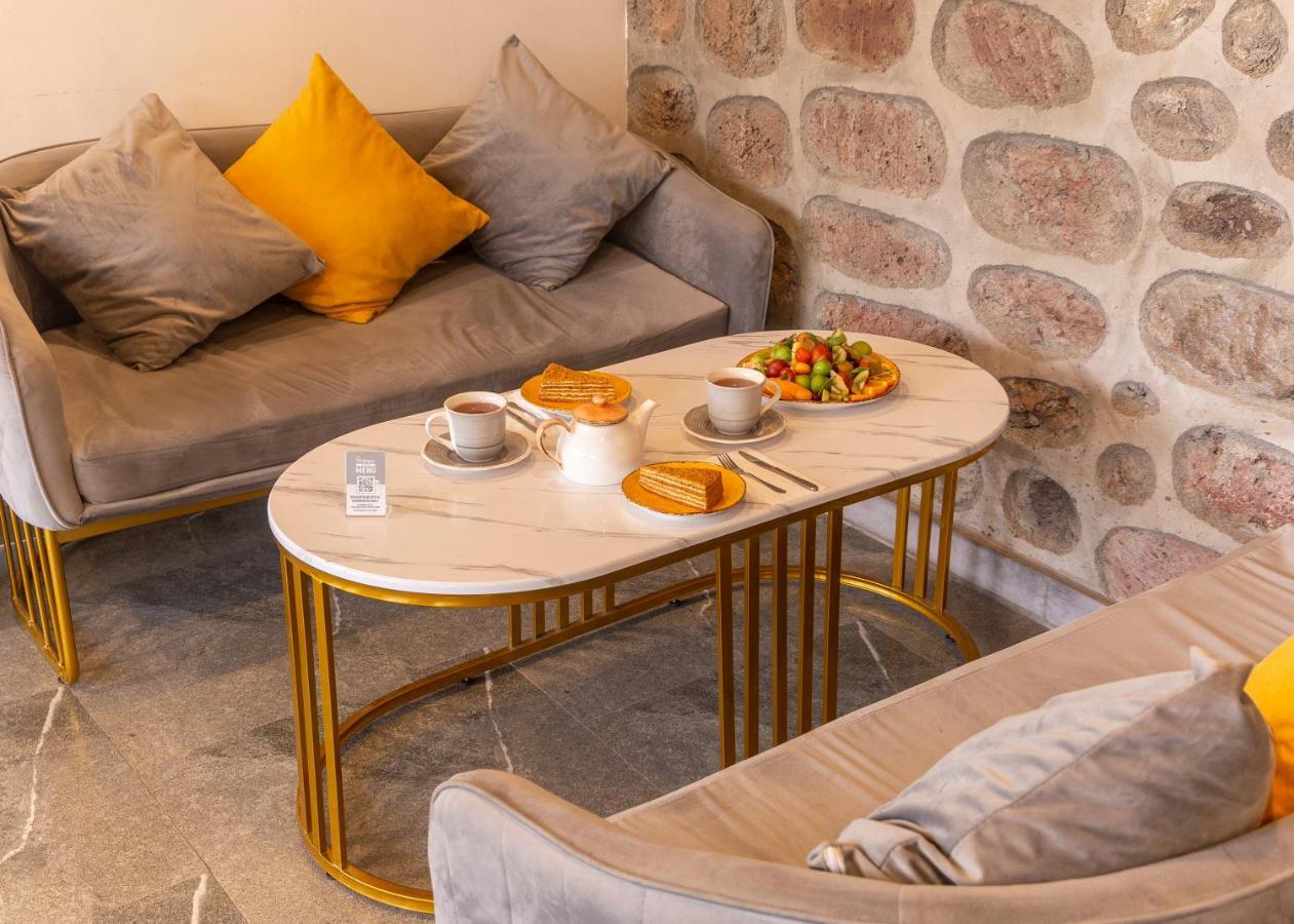 Hotel Popock Goris Extérieur photo