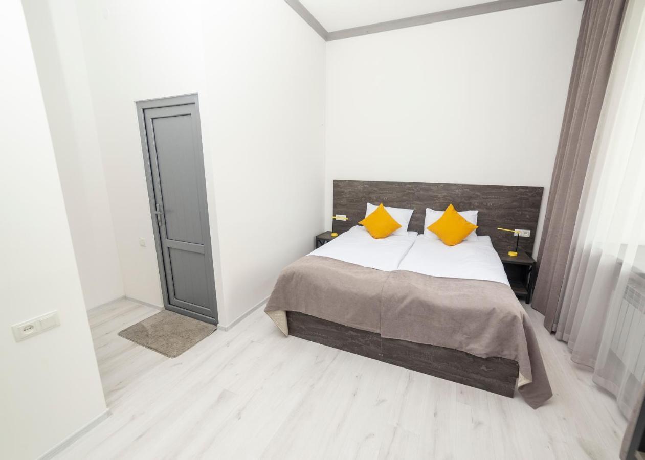 Hotel Popock Goris Extérieur photo