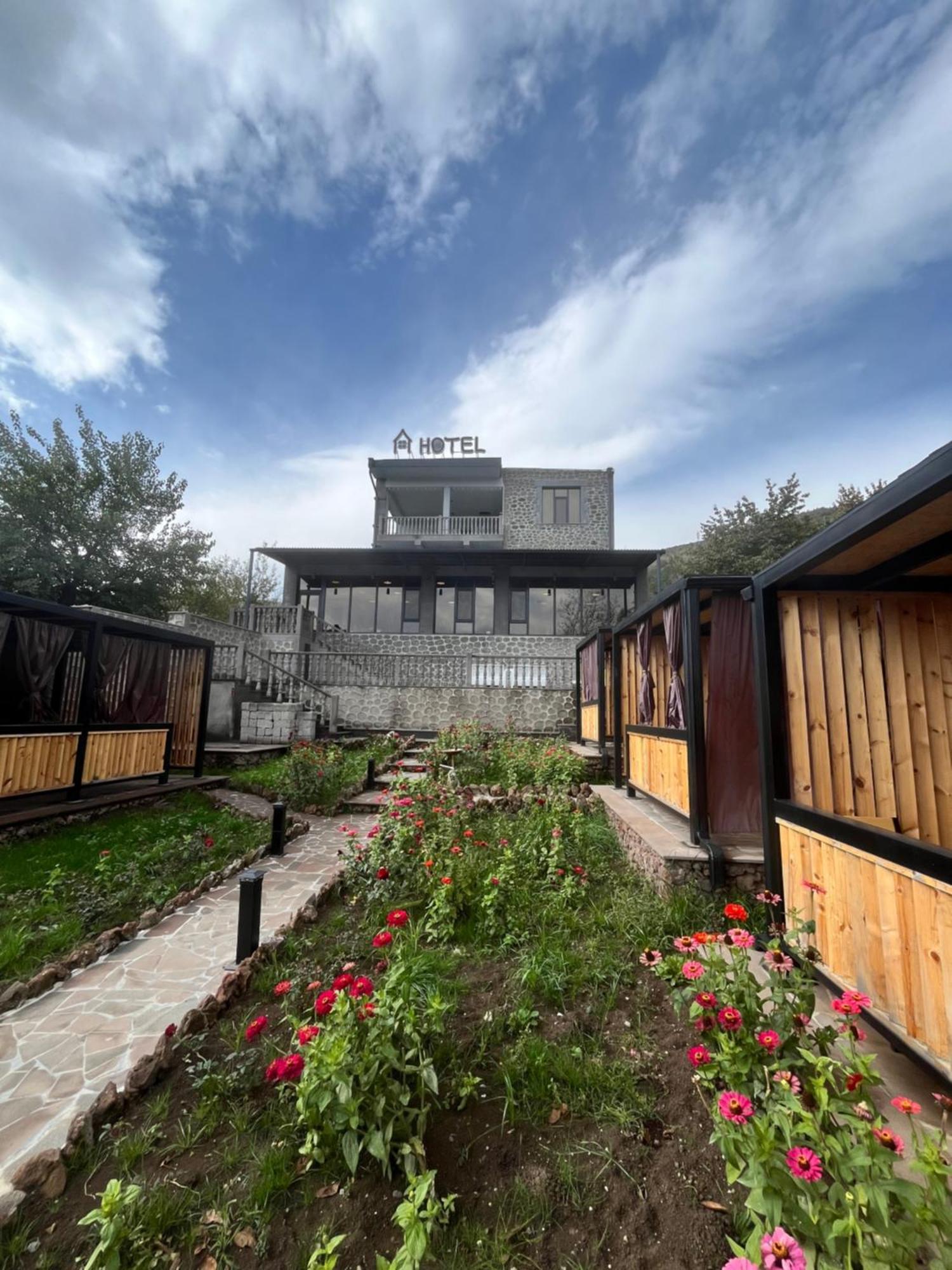 Hotel Popock Goris Extérieur photo
